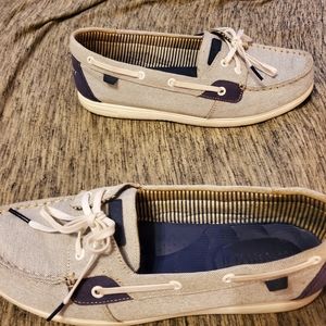 Womens Sperrys size 11